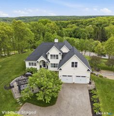 82 Deer Run Drive, Colchester, CT 06415