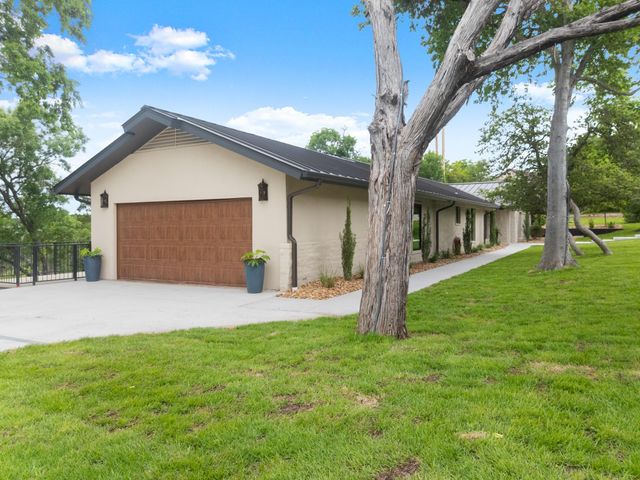 1414 Redbud TRL, West Lake Hills, TX 78746