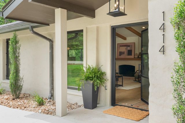 1414 Redbud TRL, West Lake Hills, TX 78746