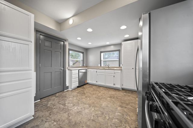 668 Southwood Avenue, Columbus, OH 43207