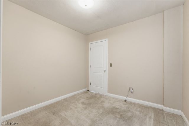 679 Saint Andrews Court, Akron, OH 44312