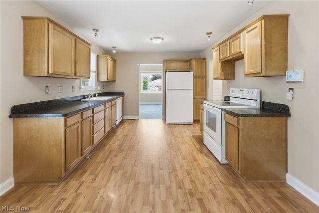 679 Saint Andrews Court, Akron, OH 44312