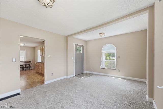 679 Saint Andrews Court, Akron, OH 44312