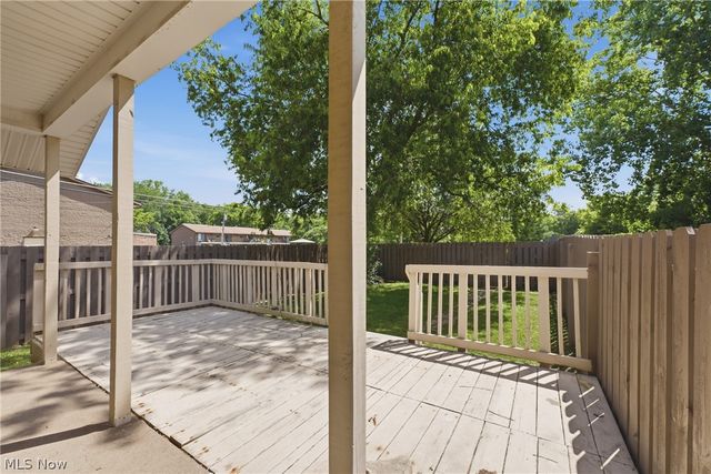 679 Saint Andrews Court, Akron, OH 44312