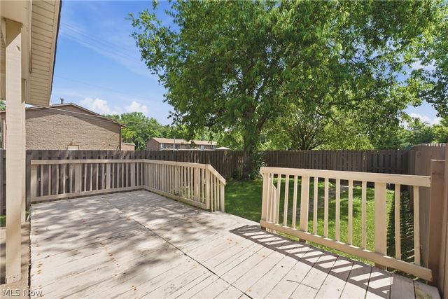 679 Saint Andrews Court, Akron, OH 44312