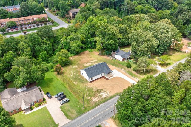 1031 Laurel Lane, Gastonia, NC 28054