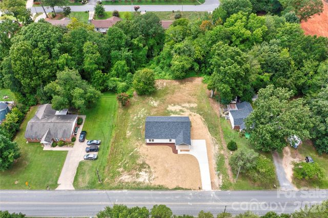 1031 Laurel Lane, Gastonia, NC 28054