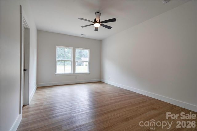 1031 Laurel Lane, Gastonia, NC 28054