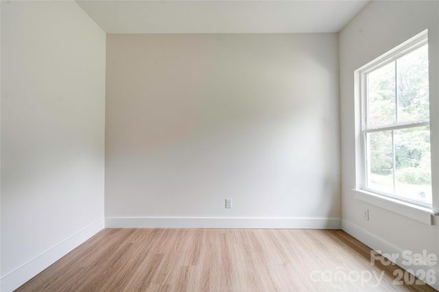 1031 Laurel Lane, Gastonia, NC 28054