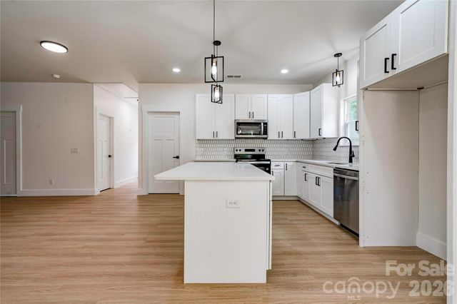 1031 Laurel Lane, Gastonia, NC 28054