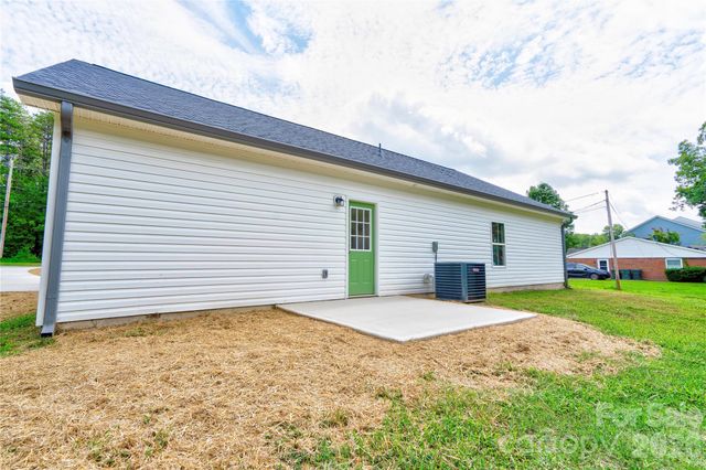 1031 Laurel Lane, Gastonia, NC 28054