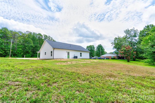 1031 Laurel Lane, Gastonia, NC 28054