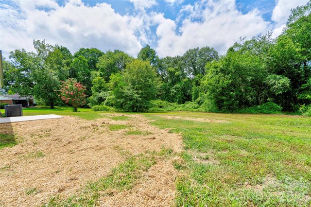 1031 Laurel Lane, Gastonia, NC 28054