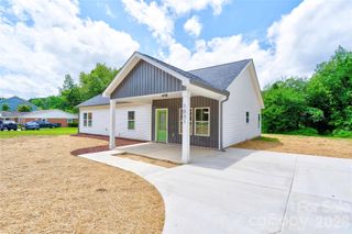 1031 Laurel Lane, Gastonia, NC 28054