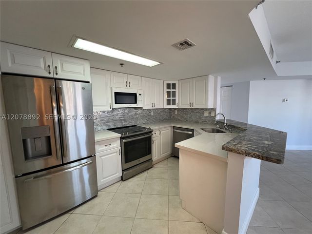 2351 Douglas Rd 1304, Miami, FL 33145