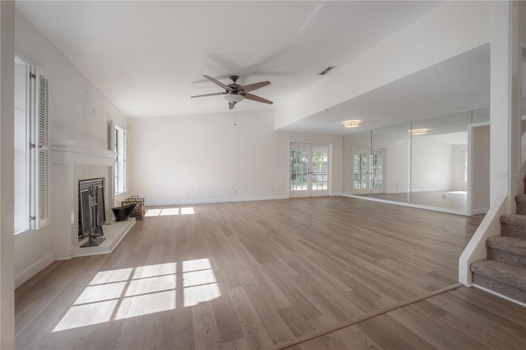 Image 20 of property listing at 5026 CYPRESS TRACE DRIVE, Tampa, FL 33624