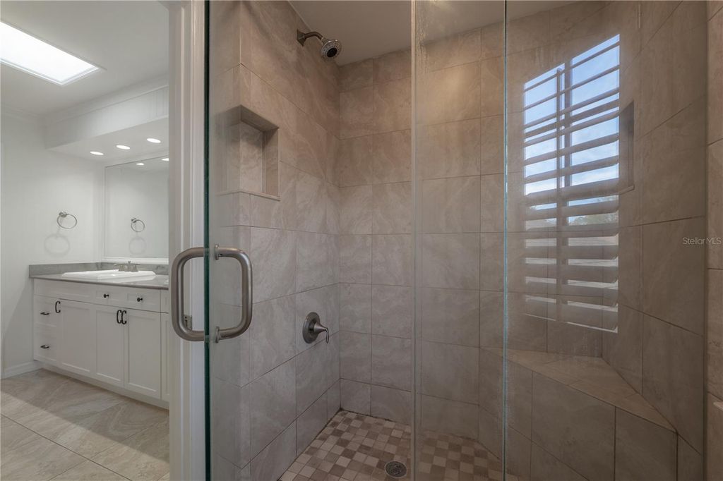 Image 26 of property listing at 5026 CYPRESS TRACE DRIVE, Tampa, FL 33624