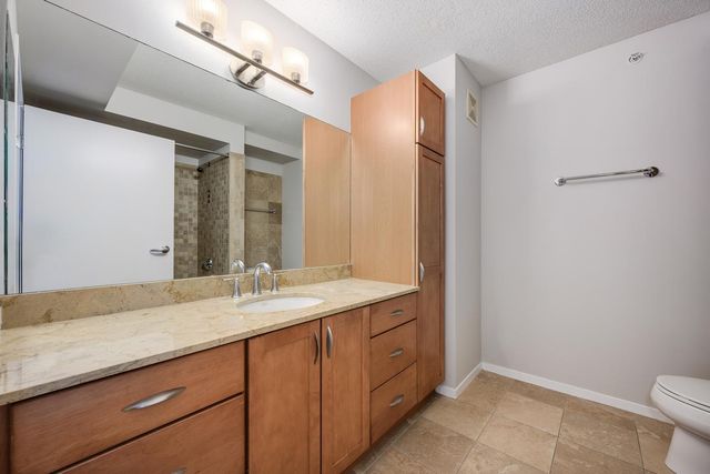 9715 Woods Drive 1209, Skokie, IL 60077