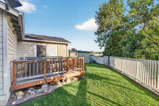 207 Maxwell Place, Central Point, OR 97502