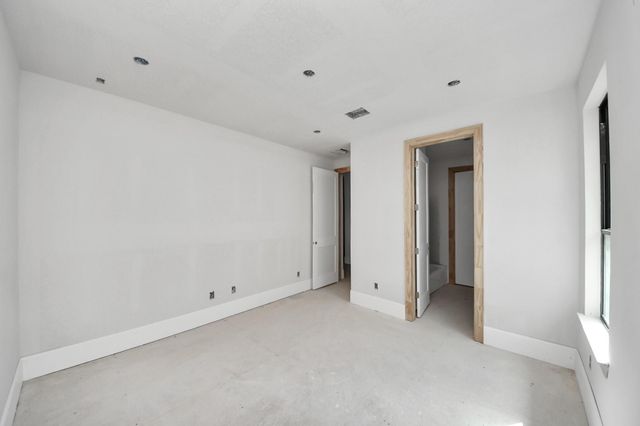 301 Seaway Drive, League City, TX 77573
