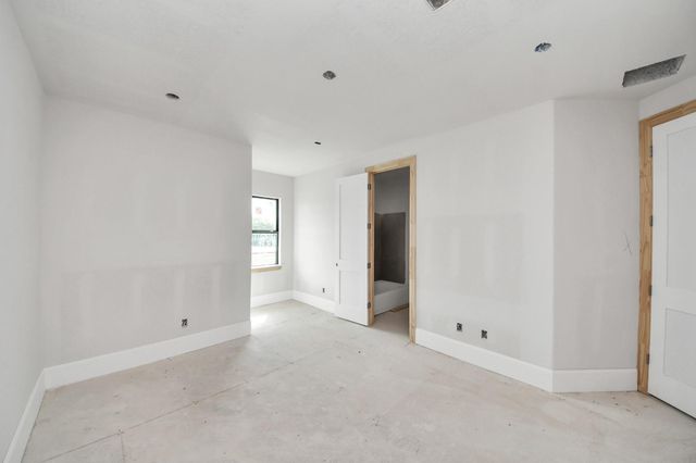 301 Seaway Drive, League City, TX 77573