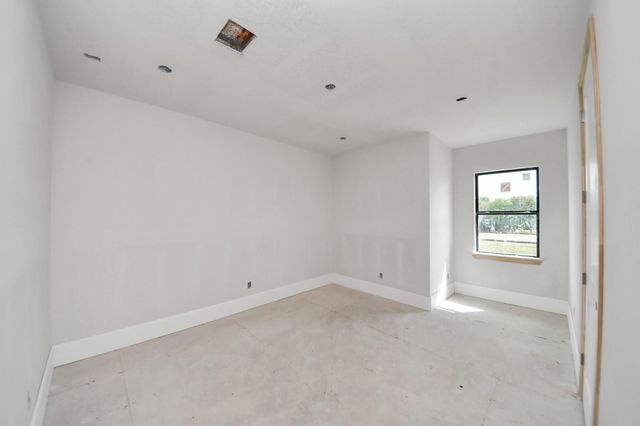 301 Seaway Drive, League City, TX 77573