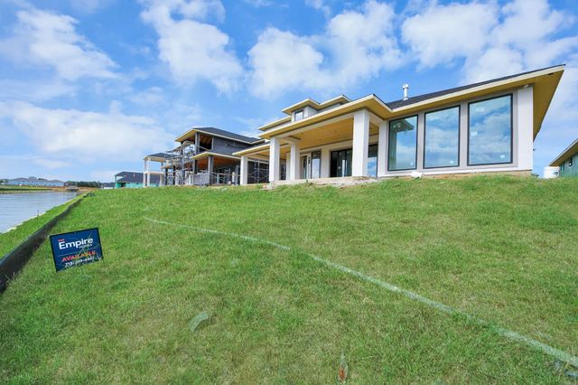 301 Seaway Drive, League City, TX 77573