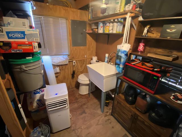 768 Ferguson Drive, Cleveland, TX 77327