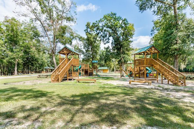 768 Ferguson Drive, Cleveland, TX 77327