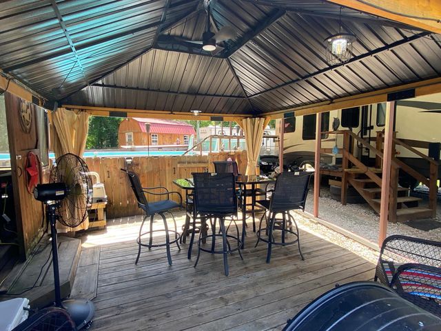 768 Ferguson Drive, Cleveland, TX 77327