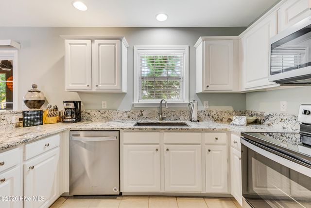 238 NE 35th Street, Oak Island, NC 28465