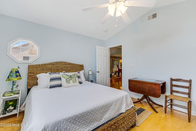 238 NE 35th Street, Oak Island, NC 28465