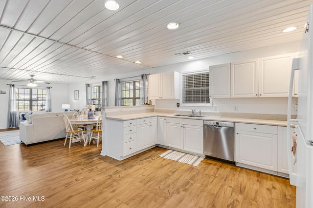 238 NE 35th Street, Oak Island, NC 28465