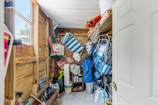 238 NE 35th Street, Oak Island, NC 28465