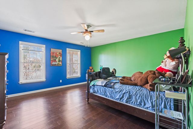 1944 SHEPARDS BUSH LN, Germantown, TN 38139