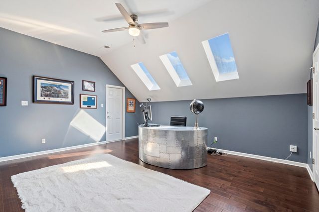 1944 SHEPARDS BUSH LN, Germantown, TN 38139