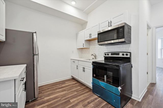 2132 N 18TH ST, Philadelphia, PA 19121