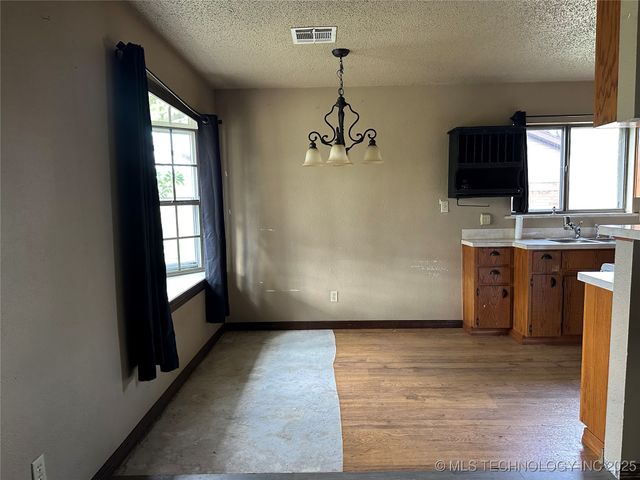 1931 Green Meadows Drive, Mcalester, OK 74501