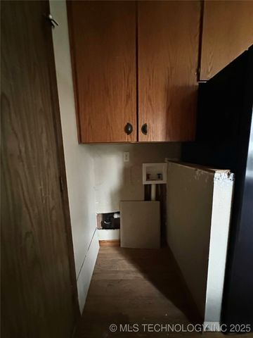 1931 Green Meadows Drive, Mcalester, OK 74501