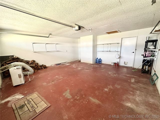 1931 Green Meadows Drive, Mcalester, OK 74501