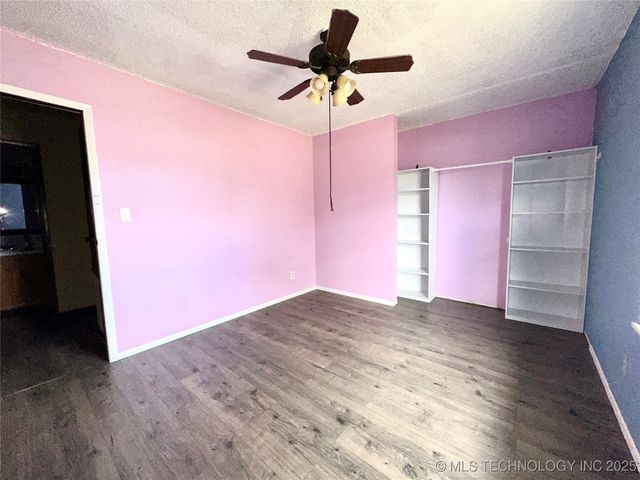 1931 Green Meadows Drive, Mcalester, OK 74501