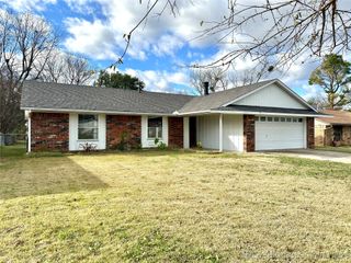 1931 Green Meadows Drive, Mcalester, OK 74501