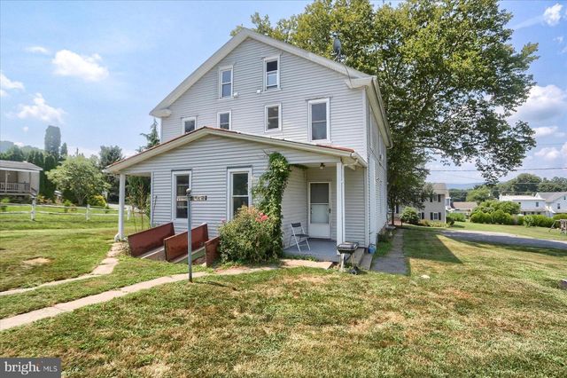 115 3RD ST, Millersburg, PA 17061