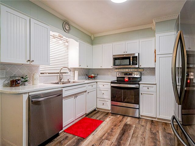 2636 52nd Avenue, Vero Beach, FL 32966