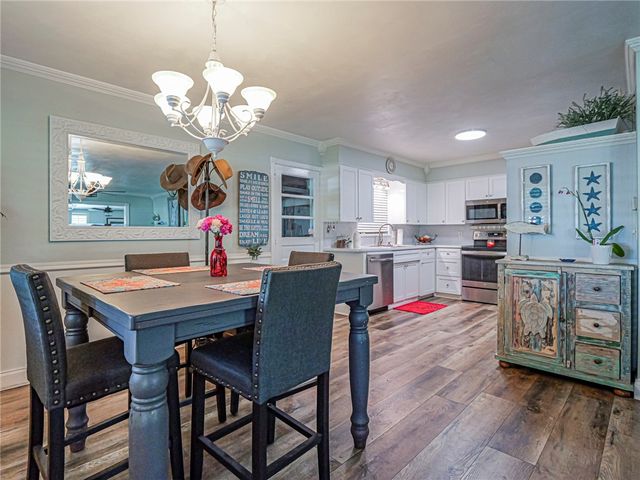 2636 52nd Avenue, Vero Beach, FL 32966