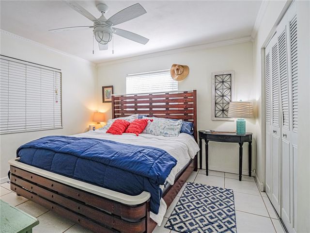 2636 52nd Avenue, Vero Beach, FL 32966