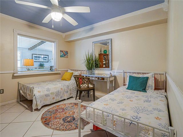 2636 52nd Avenue, Vero Beach, FL 32966