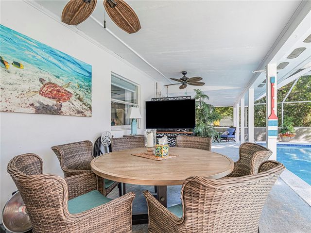 2636 52nd Avenue, Vero Beach, FL 32966