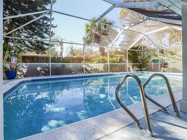 2636 52nd Avenue, Vero Beach, FL 32966