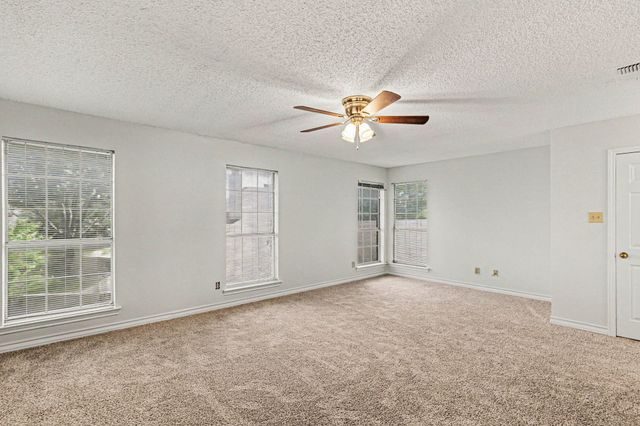7654 Moss Court, North Richland Hills, TX 76182